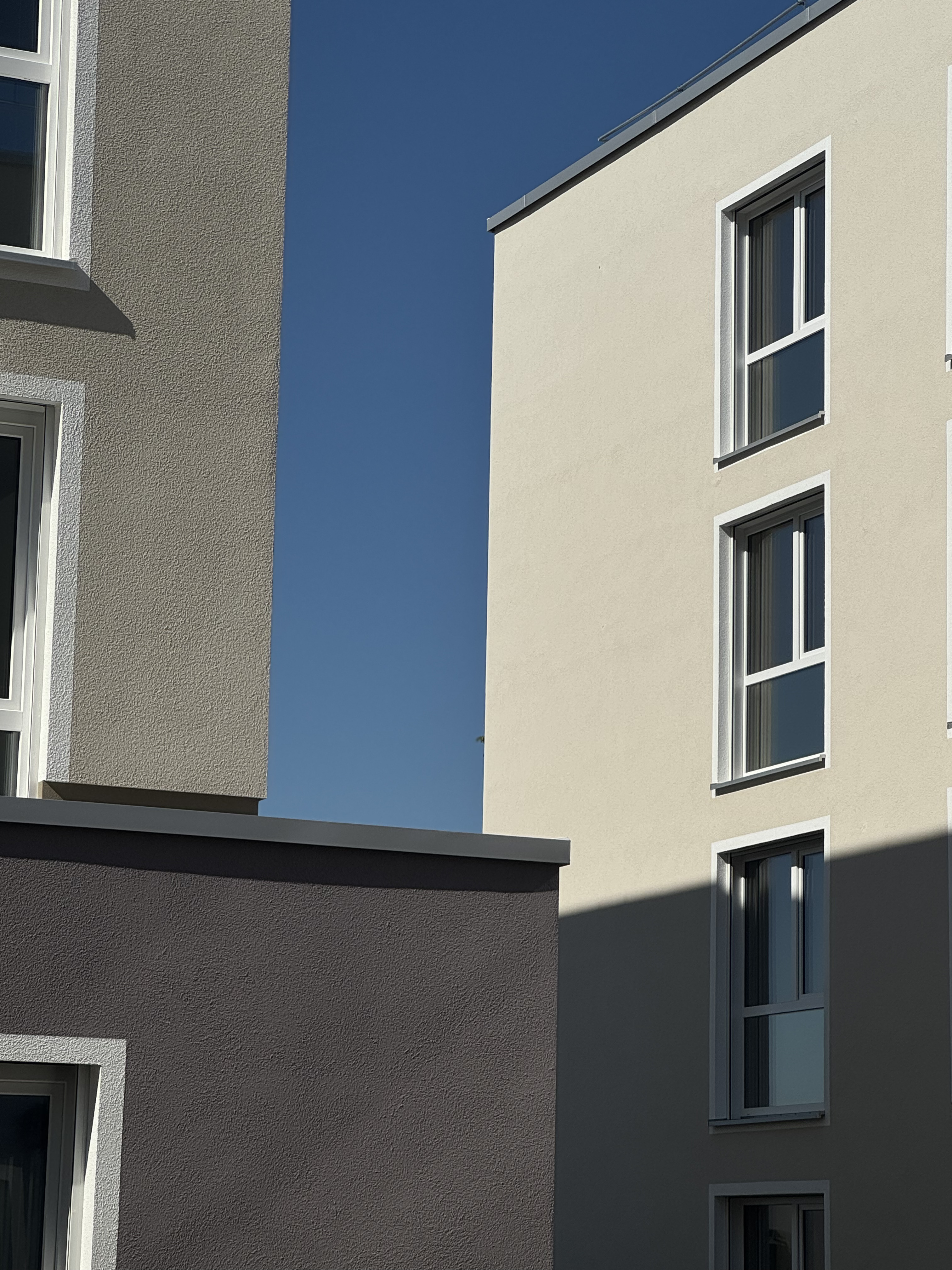 Studentenwohnheim in Jülich mit neuen Fenstern von VITRUM